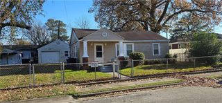 40 Irwin ST, Portsmouth, VA 23702