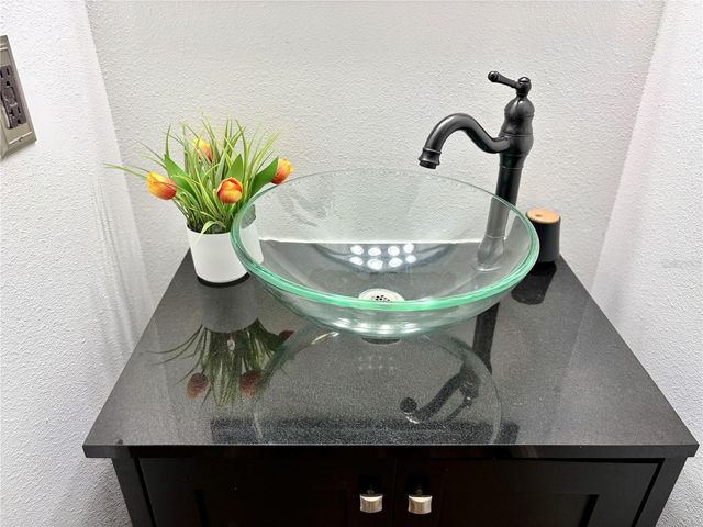 4006 CEDAR LIMB COURT, Tampa, FL 33614