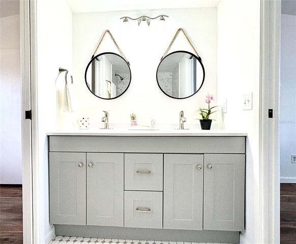 4006 CEDAR LIMB COURT, Tampa, FL 33614