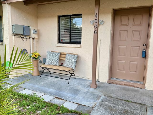 4006 CEDAR LIMB COURT, Tampa, FL 33614