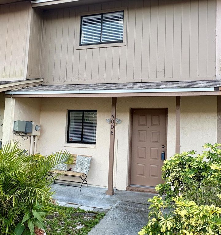 4006 CEDAR LIMB COURT, Tampa, FL 33614