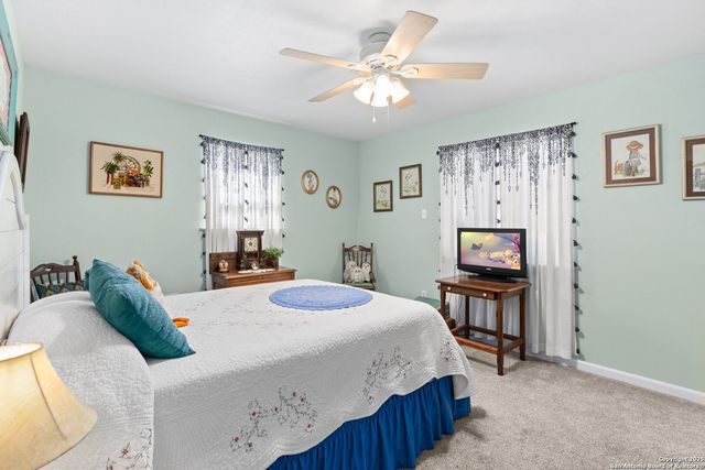 652 Tamarack, Canyon Lake, TX 78133