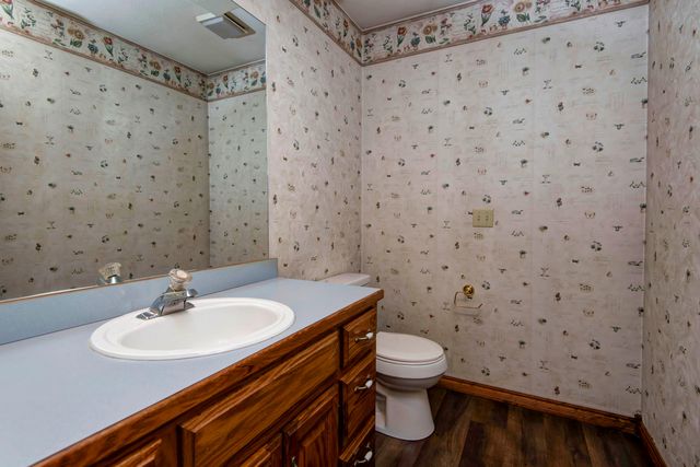 2398 W Allen Drive, Springfield, MO 65810