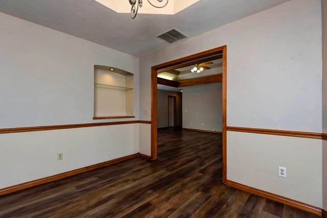 2398 W Allen Drive, Springfield, MO 65810