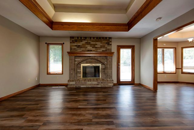 2398 W Allen Drive, Springfield, MO 65810