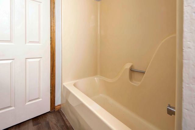 2398 W Allen Drive, Springfield, MO 65810