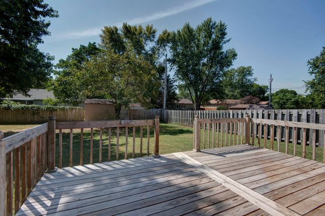 2398 W Allen Drive, Springfield, MO 65810