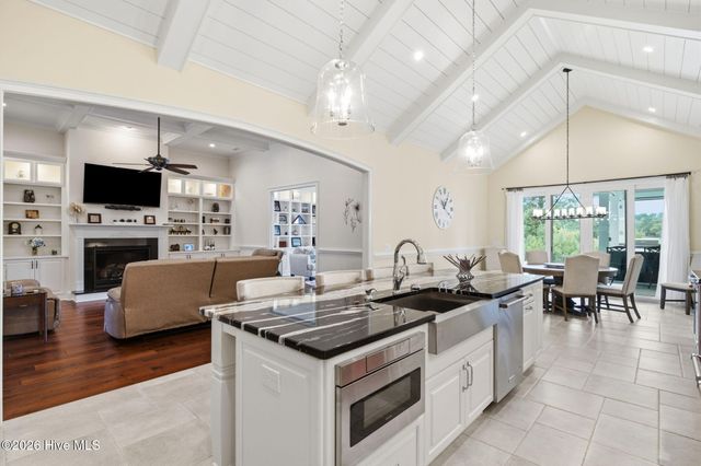 9207 Oldfield Road NW, Calabash, NC 28467