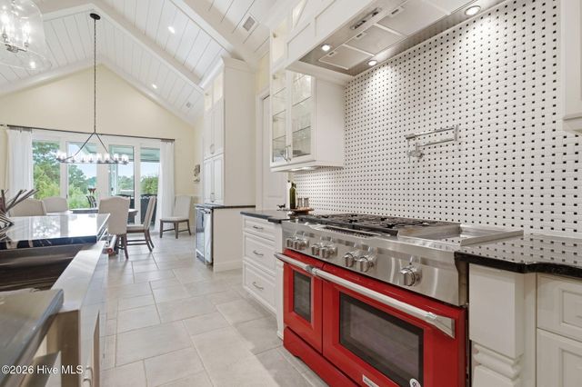9207 Oldfield Road NW, Calabash, NC 28467