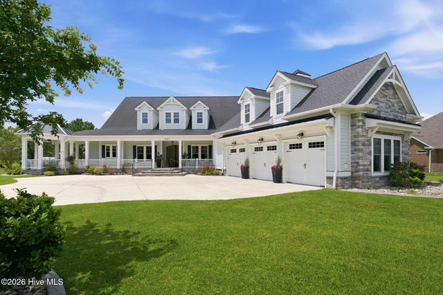 9207 Oldfield Road NW, Calabash, NC 28467