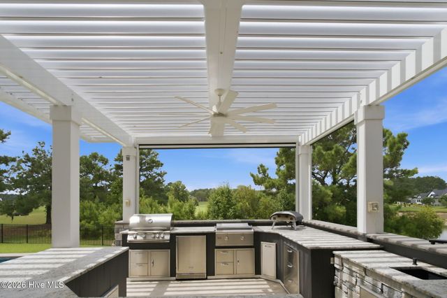 9207 Oldfield Road NW, Calabash, NC 28467