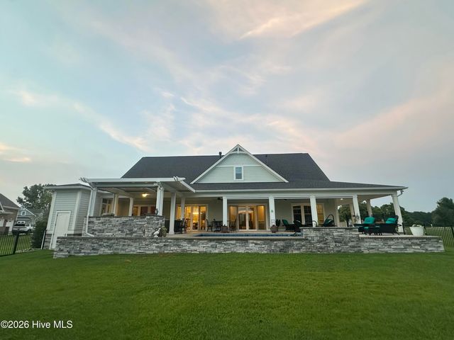 9207 Oldfield Road NW, Calabash, NC 28467