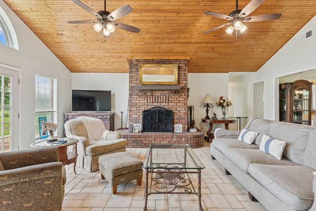2227 Fm 2815 S, Bonham, TX 75418