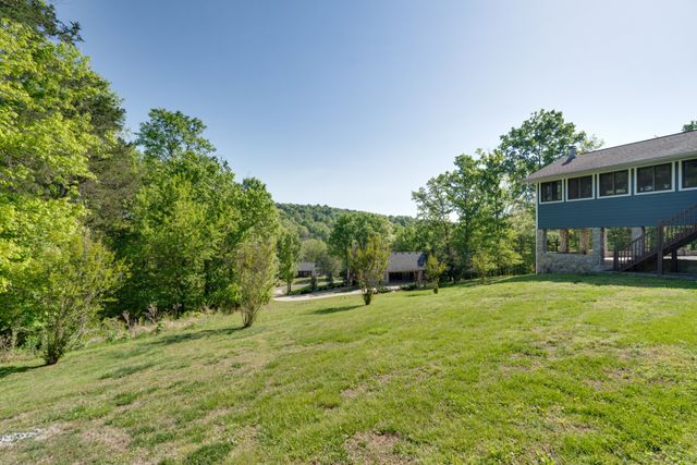 692 Tanglewood Dr, Woodbury, TN 37190