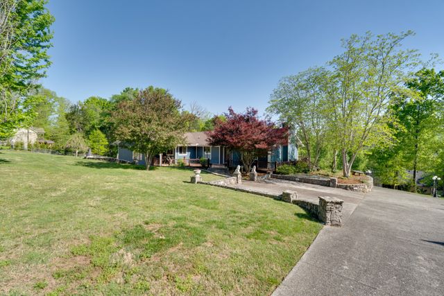692 Tanglewood Dr, Woodbury, TN 37190