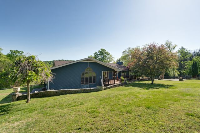 692 Tanglewood Dr, Woodbury, TN 37190