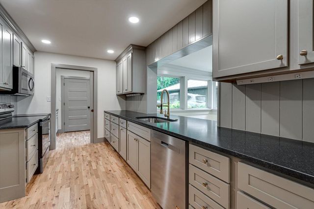 395 Robinson Lane, Decatur, TN 37322