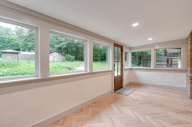 395 Robinson Lane, Decatur, TN 37322