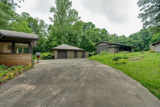 395 Robinson Lane, Decatur, TN 37322