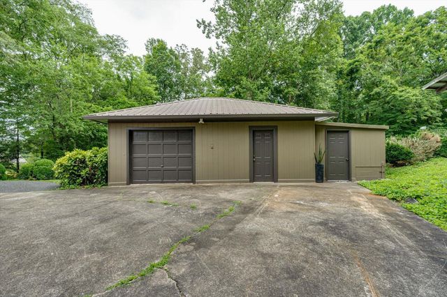 395 Robinson Lane, Decatur, TN 37322