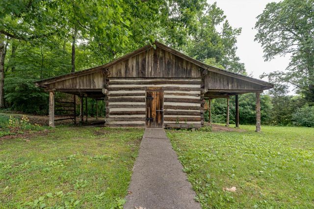 395 Robinson Lane, Decatur, TN 37322