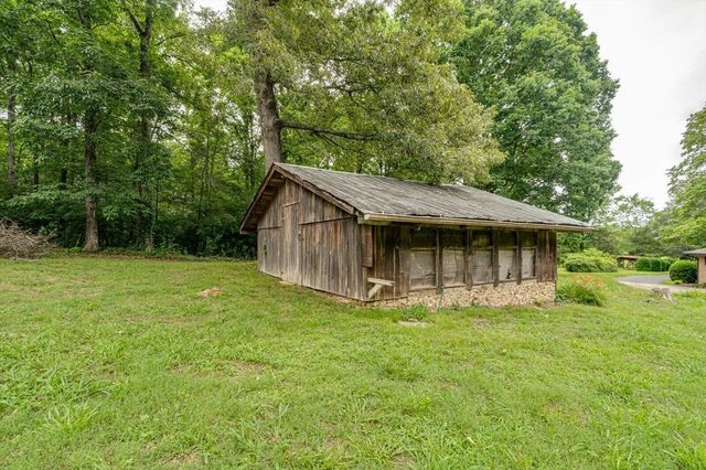 395 Robinson Lane, Decatur, TN 37322