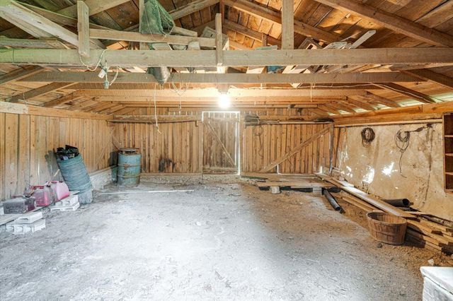 395 Robinson Lane, Decatur, TN 37322