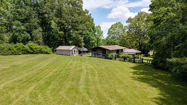 395 Robinson Lane, Decatur, TN 37322