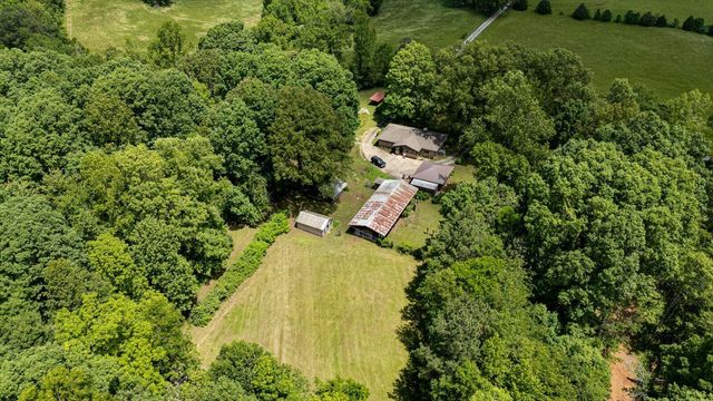 395 Robinson Lane, Decatur, TN 37322