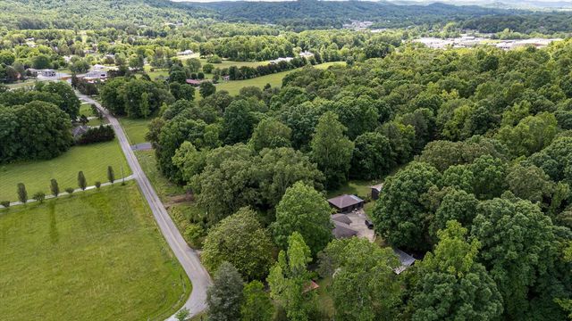 395 Robinson Lane, Decatur, TN 37322