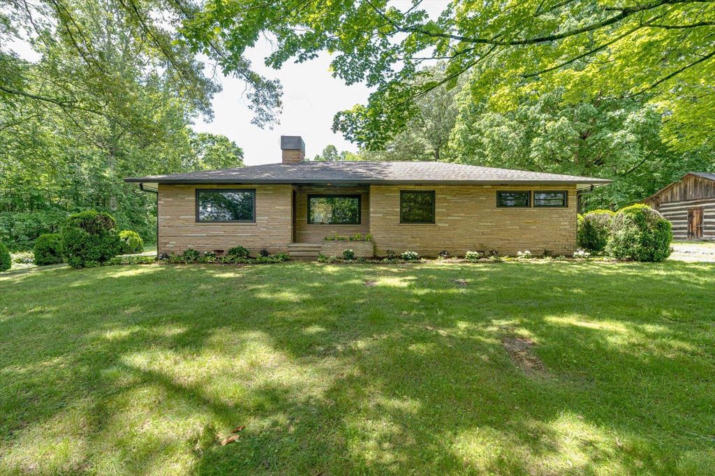 395 Robinson Lane, Decatur, TN 37322