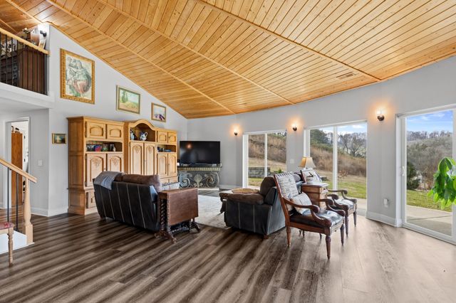 2031 Creecy Hollow Rd, Pulaski, TN 38478