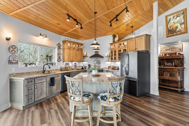 2031 Creecy Hollow Rd, Pulaski, TN 38478