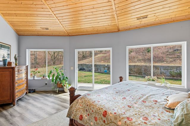 2031 Creecy Hollow Rd, Pulaski, TN 38478