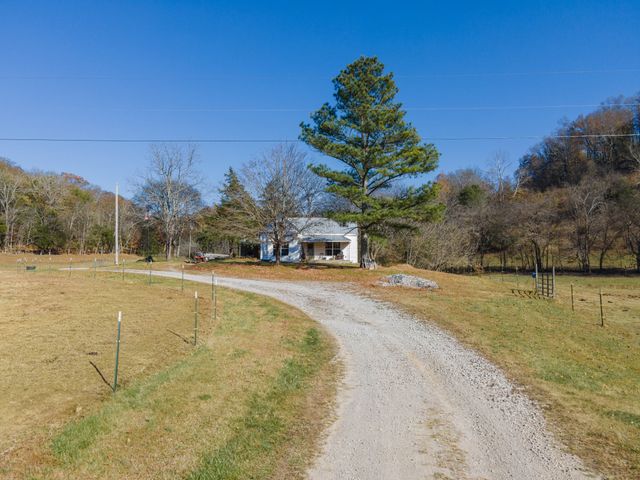 2031 Creecy Hollow Rd, Pulaski, TN 38478