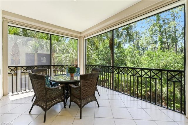 2859 Tiburon BLVD E 102, Naples, FL 34109