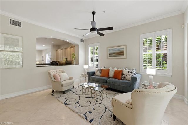 2859 Tiburon BLVD E 102, Naples, FL 34109