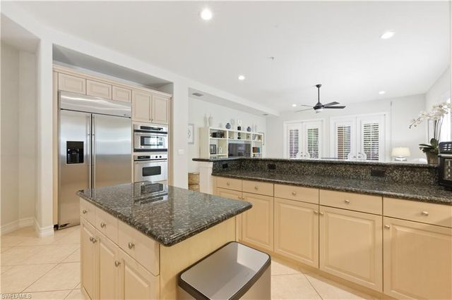 2859 Tiburon BLVD E 102, Naples, FL 34109