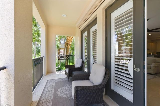 2859 Tiburon BLVD E 102, Naples, FL 34109