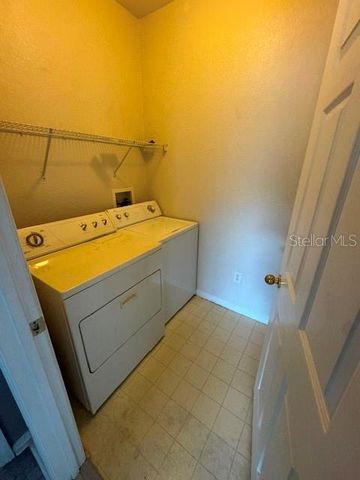 3707 CONROY ROAD 1729, Orlando, FL 32839