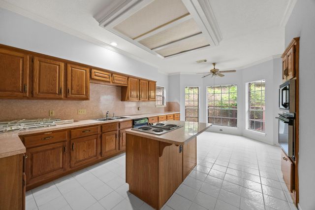 4215 Valley Glade Drive, Houston, TX 77345