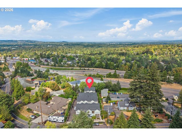 11367 Sw CAPITOL Hwy, Portland, OR 97219