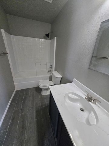 5702 Marietta Drive, Arlington, TX 76017