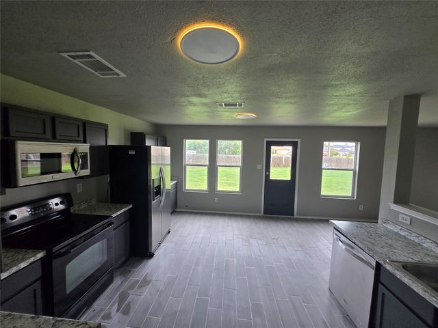 5702 Marietta Drive, Arlington, TX 76017
