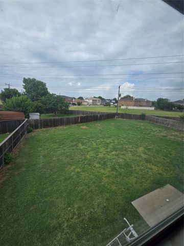 5702 Marietta Drive, Arlington, TX 76017