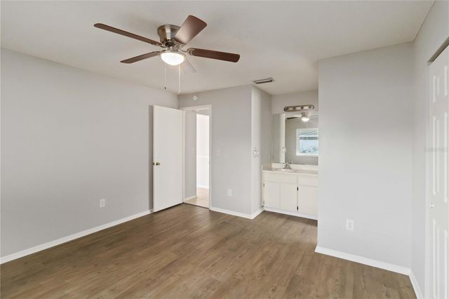 5101 NASHVILLE DRIVE, Tampa, FL 33624