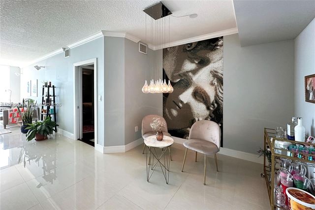 2000 N Bayshore Dr 614, Miami, FL 33137
