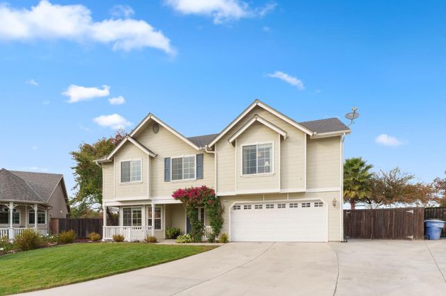 3150 N Madison Way, Hanford, CA 93230