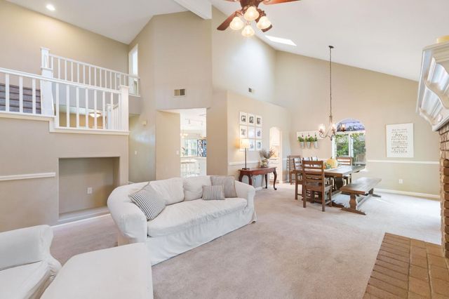 3150 N Madison Way, Hanford, CA 93230