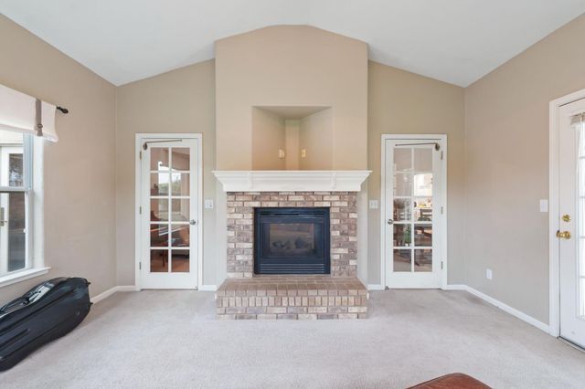 3150 N Madison Way, Hanford, CA 93230